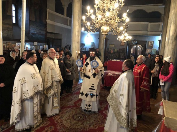 Одбележан споменот на свети Никола во Тетово