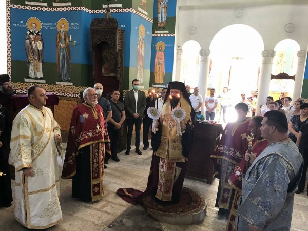 Успение на Пресвета Богородица - Лешок